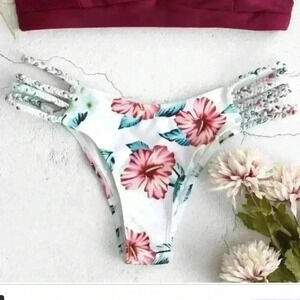 Zafaul white hibiscus bikini bottoms M NWT